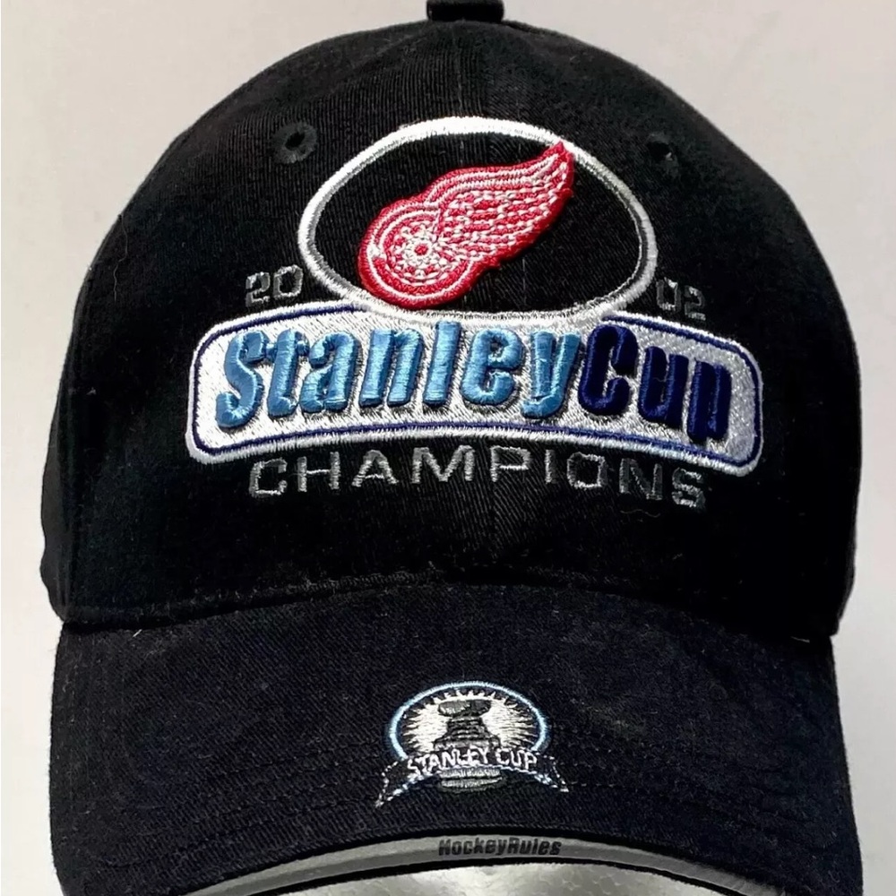 Detroit Red Wings 2002 Stanley Cup Champions Official Locker Room Hat By New Era